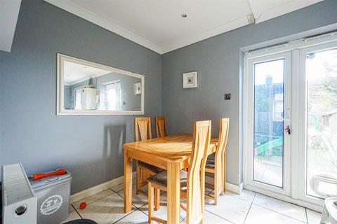 2 bedroom terraced house for sale, Wishing Tree Road North, St. Leonards-on-sea