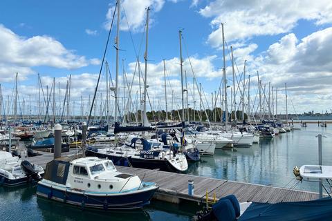 2 bedroom apartment for sale, The Granary & Bakery, Weevil Lane, Gosport PO12 1FX