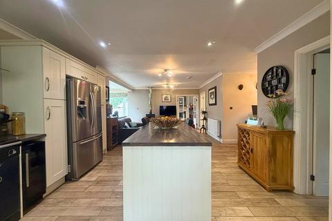4 bedroom house for sale, Tan Y Coed, The Narth, NP25