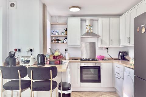 2 bedroom semi-detached house for sale, Pontefract Road, Barnsley