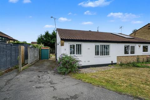 1 bedroom semi-detached bungalow for sale - Windrush Close, Beeston, Nottingham
