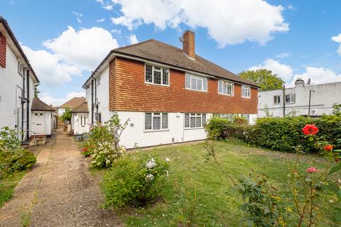 Stonecot Hill, Sutton SM3