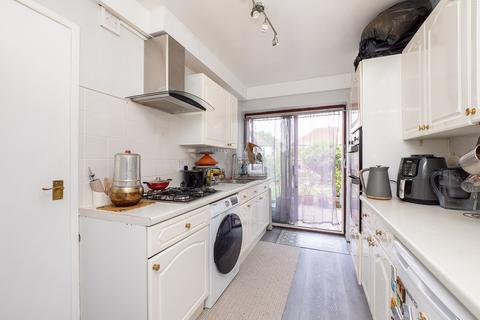 undefined, Stonecot Hill, Sutton SM3