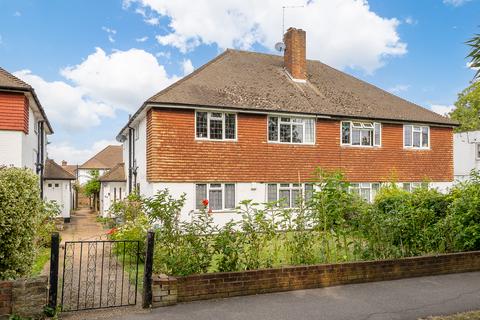 Stonecot Hill, Sutton SM3