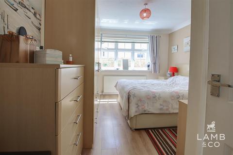 Lynton Argyle Road, Thorpe-le-soken, Clacton-on-sea, CO16 0ES