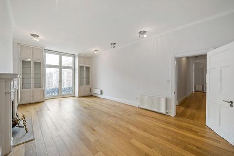 3 bedroom flat to rent, Bickenhall Street, Marylebone, London, W1U