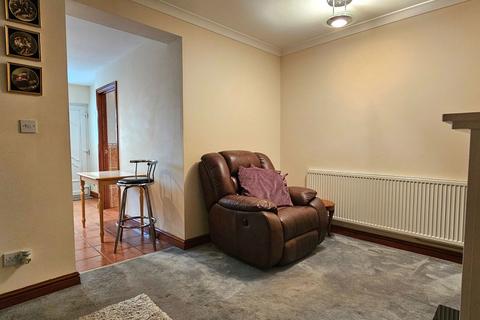 2 bedroom end of terrace house for sale, Church Street, Stourbridge DY8