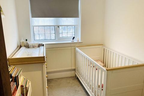 10a Cranmer Road, Edgware, HA8 8UE