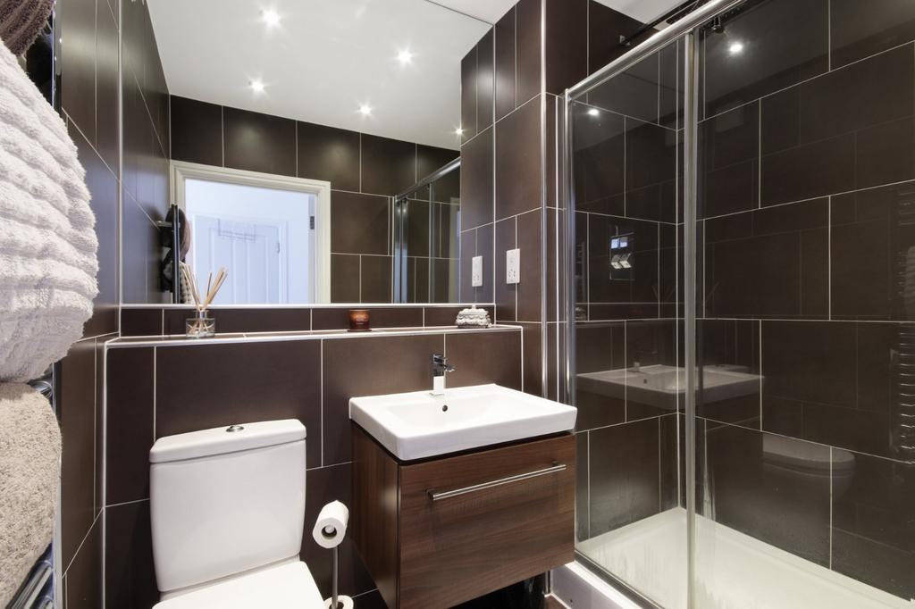 Ensuite Two