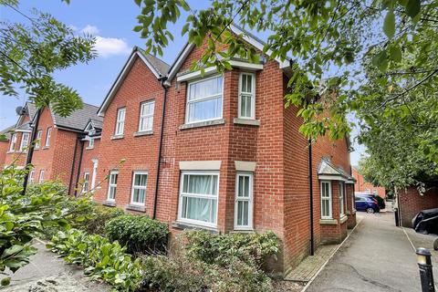 2 bedroom ground floor flat for sale, Joseph Court, Salisbury SP2