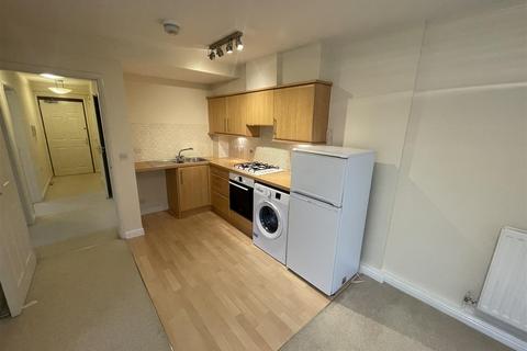 2 bedroom ground floor flat for sale, Joseph Court, Salisbury SP2