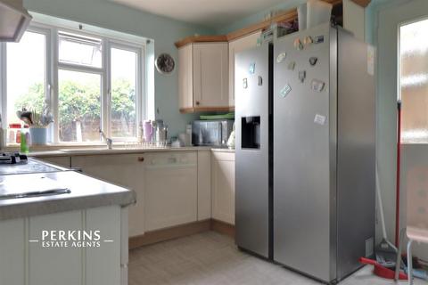 4 bedroom semi-detached house for sale, Wembley, HA9