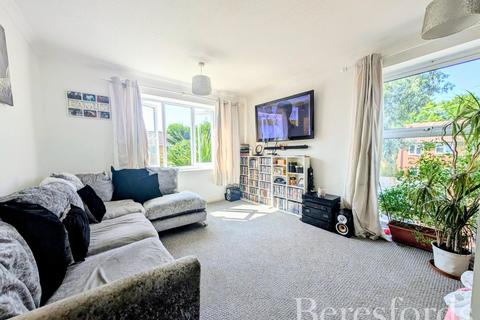 2 bedroom apartment for sale, Viceroy Close, Colchester, CO2
