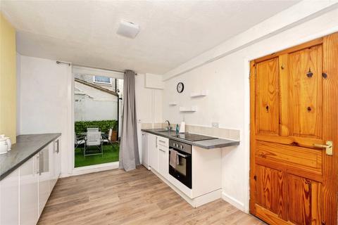 4 bedroom terraced house for sale, Albert Street, Weymouth, Dorset, DT4