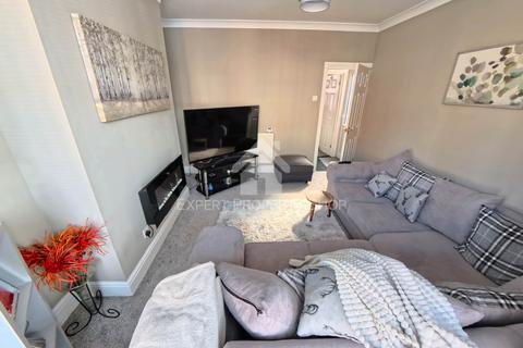 2 bedroom terraced house for sale, King Street, Worksop