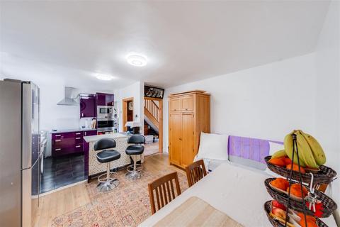 51 Rowan Crescent, Dartford, DA1 2QX