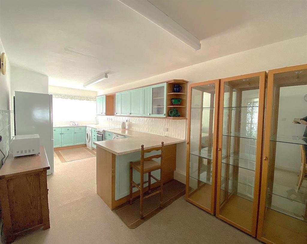 5 Grenada - Kitchen3.jpg