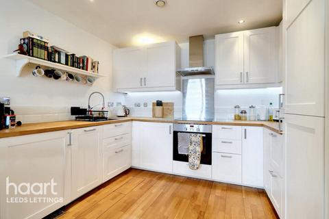 2 bedroom apartment to rent, Gotts Road, Leeds