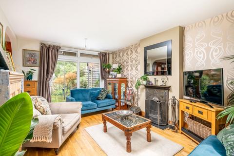 undefined, Meadow Close, Tring HP23