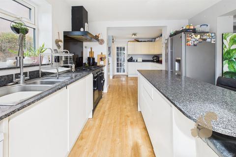4 bedroom detached house for sale, Canhams Road, Great Cornard