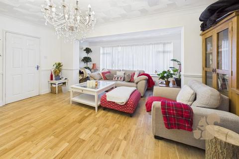 4 bedroom detached house for sale, Canhams Road, Great Cornard
