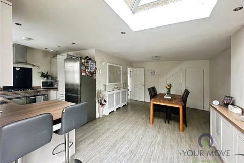4 bedroom semi-detached house for sale, Grace Avenue, Kent ME16
