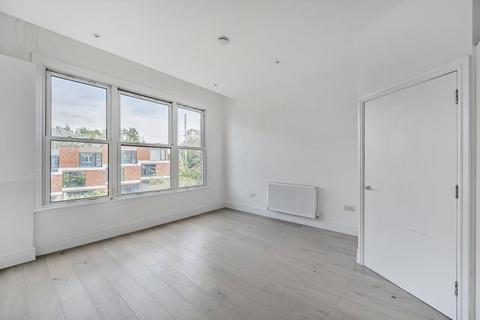 undefined, Dukes Avenue,  London,  N10