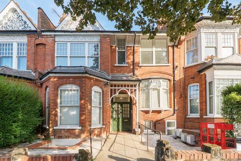 undefined, Dukes Avenue,  London,  N10