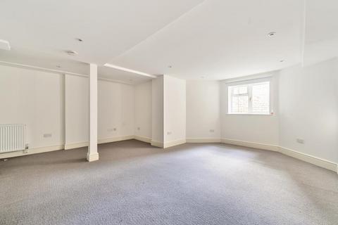 undefined, Dukes Avenue,  London,  N10