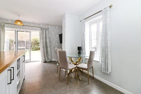 undefined, Thornlea, Altrincham WA15