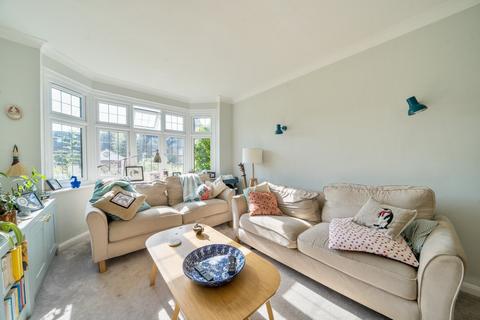 72 The Knoll, Beckenham, BR3 5JW