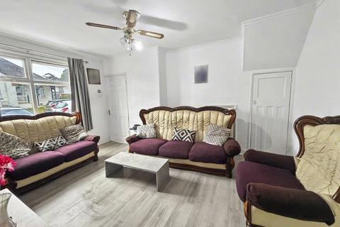 3 bedroom terraced house for sale, Preston Road, Northfleet, Kent, DA11