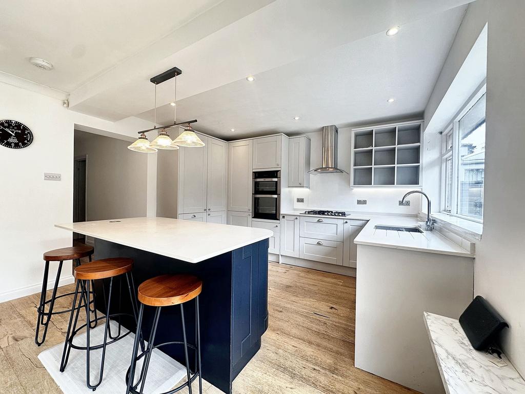 Kitchen/Family Room