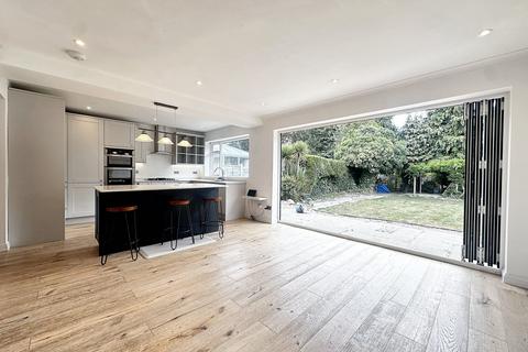 6 Bowyer Crescent, Denham, Uxbridge, UB9 5JE
