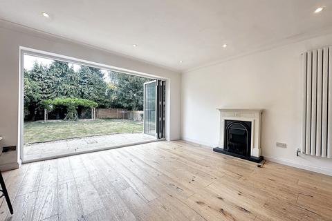 6 Bowyer Crescent, Denham, Uxbridge, UB9 5JE