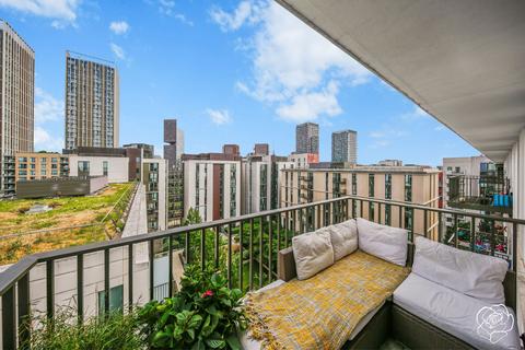 1 bedroom flat for sale, 24, Napa Close, London E20