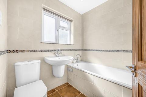 2 bedroom maisonette for sale, Cranfield Road,  London, SE4