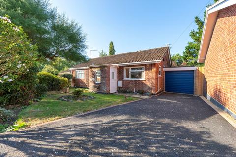 3 bedroom detached bungalow for sale, Church Close, Chedgrave