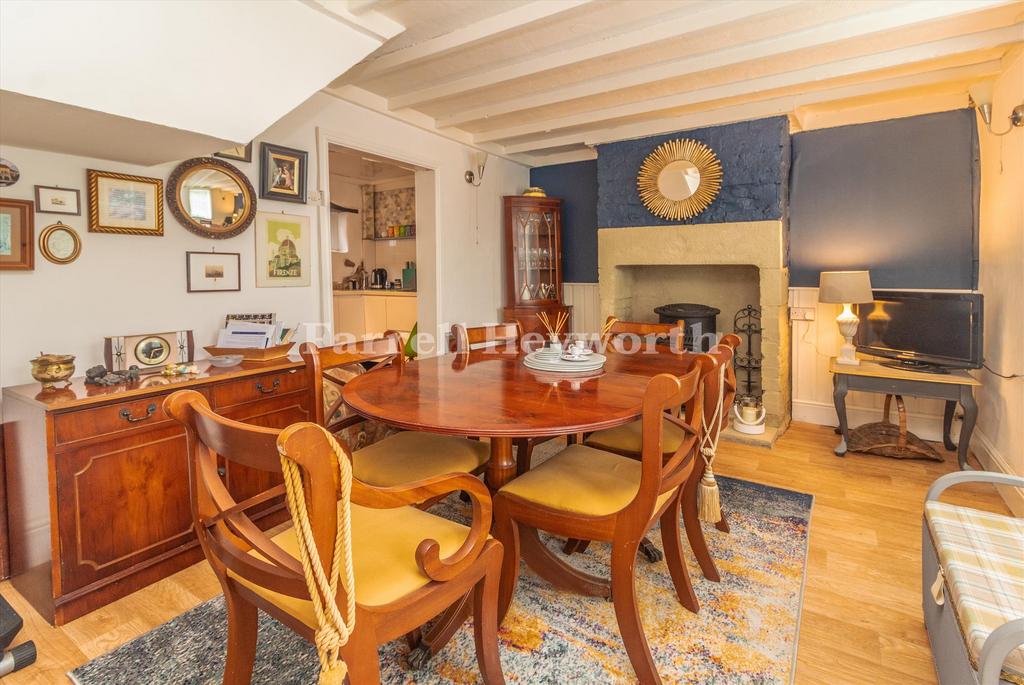 Dining Room image 3