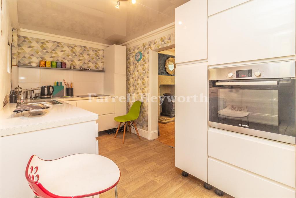 Kitchen image 2