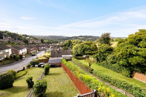 62 Templeside, Temple Ewell, Dover, CT16 3AY