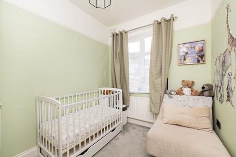 42 Rosebery Close, Morden, SM4 4NR