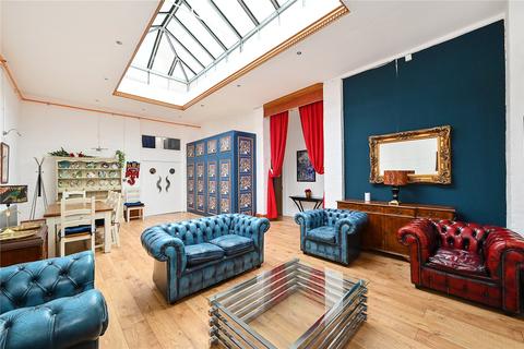 3 bedroom maisonette for sale, Royal College Street, London NW1