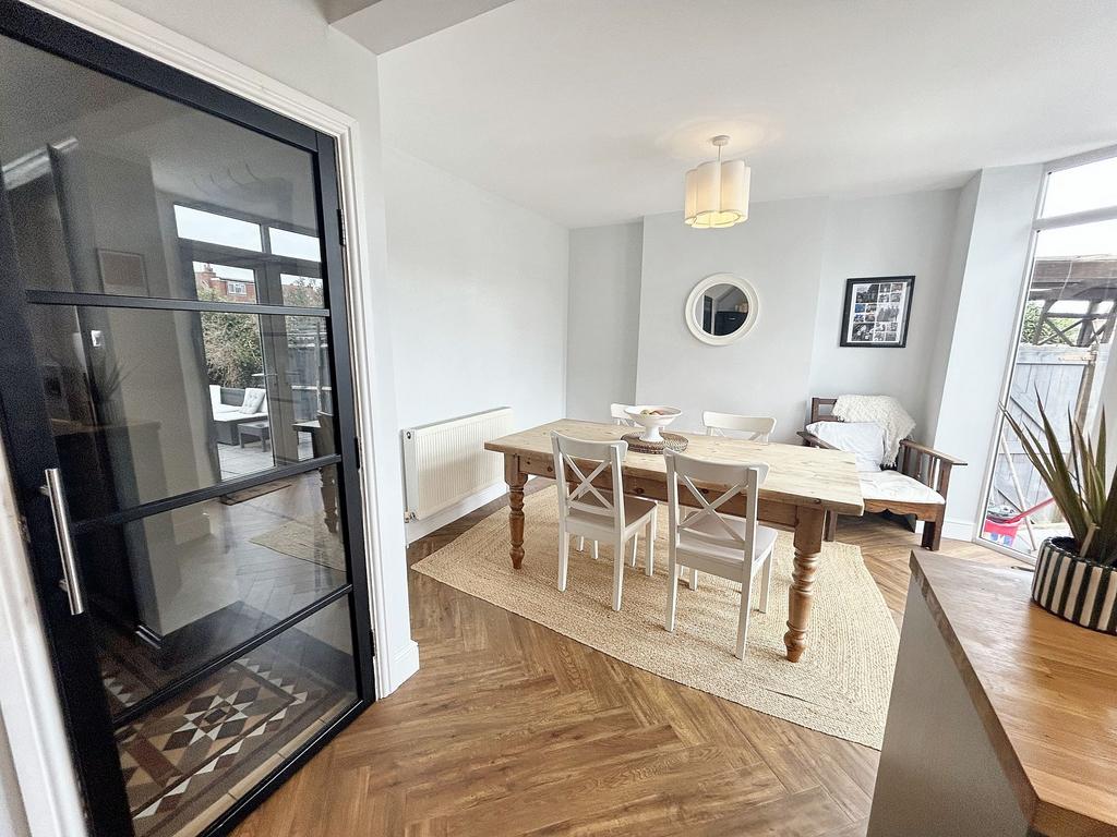 Kitchen / Diner