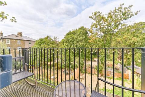 1 bedroom flat for sale, St. James's Park, Croydon, CROYDON, CR0