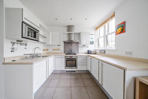 2 bedroom flat to rent, Reynolds Road, London, W4