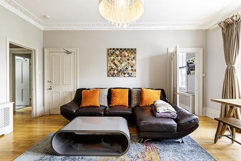 undefined,  The Barons, St Margarets, London TW1