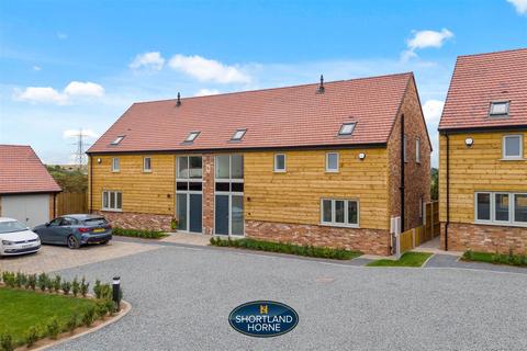 3 bedroom semi-detached house for sale, Pickford Green Lane, Coventry CV5