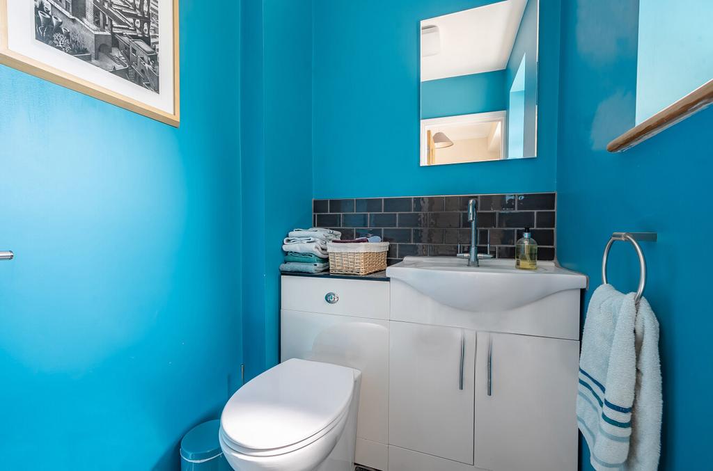 1336694-16-689a1e...