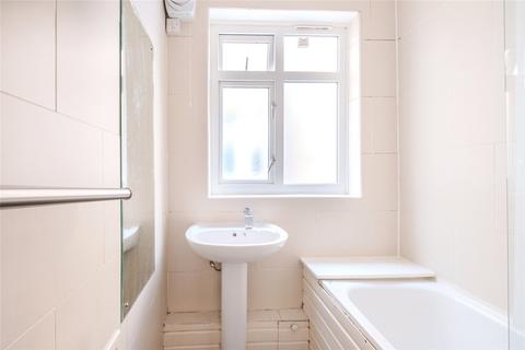 3 bedroom apartment for sale, Woodleigh Gardens, London SW16